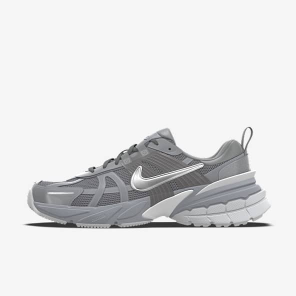 NIKE V2Kランシューズ NIKE公式】ナイキ V2K ラン メンズシューズ.オンラインストア